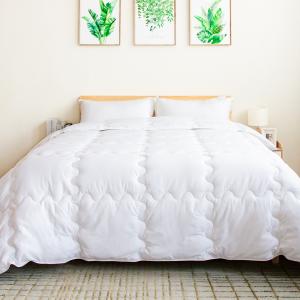 All- Season White Down Alternative Duvet