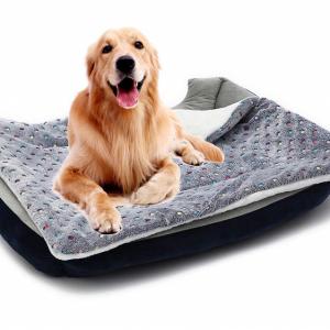 Soft and Cute 100% Double-Sided Faux fur Coral velvet Dot Pet Dog Blanket