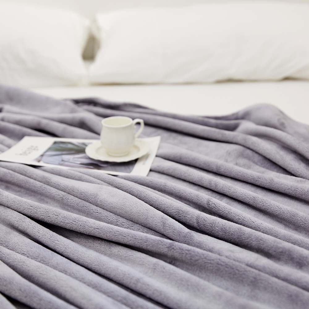 Super Soft Microfiber Flannel Fleece Blanket Throw Blanket
