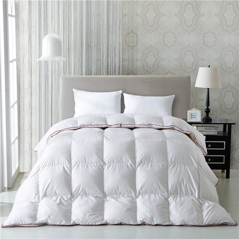233TC White Cotton Cover 50% White Goose / Duck Down Quilted Bed Comforter Inner